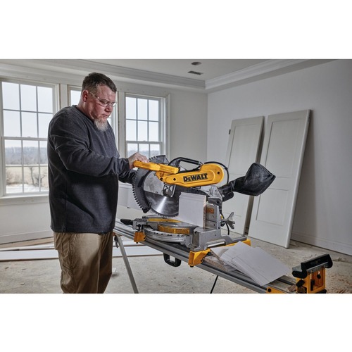 Dewalt 120V 15 Amp Electric Double Bevel Compound 12 in. Corded Miter Saw DWS716