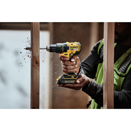 Dewalt Dck277C2/dcb203 Cordless Combination Kit,2 Tools,20V Dc