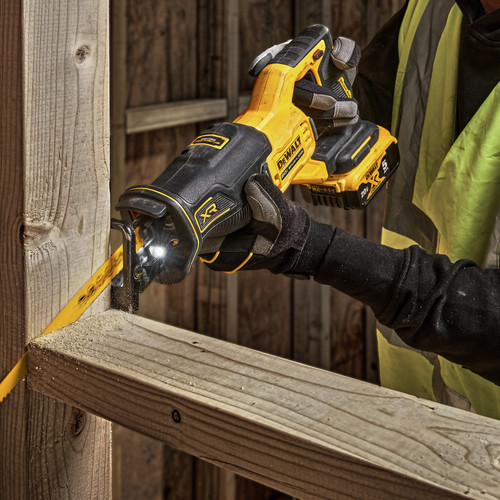 DEWALT 20V MAX Cordless Reciprocating Saw (Tool Only) - Hevenor Lumber Co.
